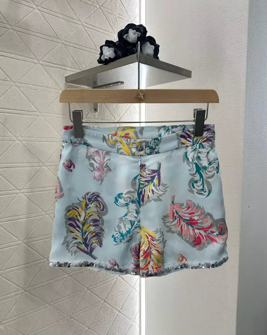 C 25 spring and summer new Sequins printed high-neck shirt shorts set