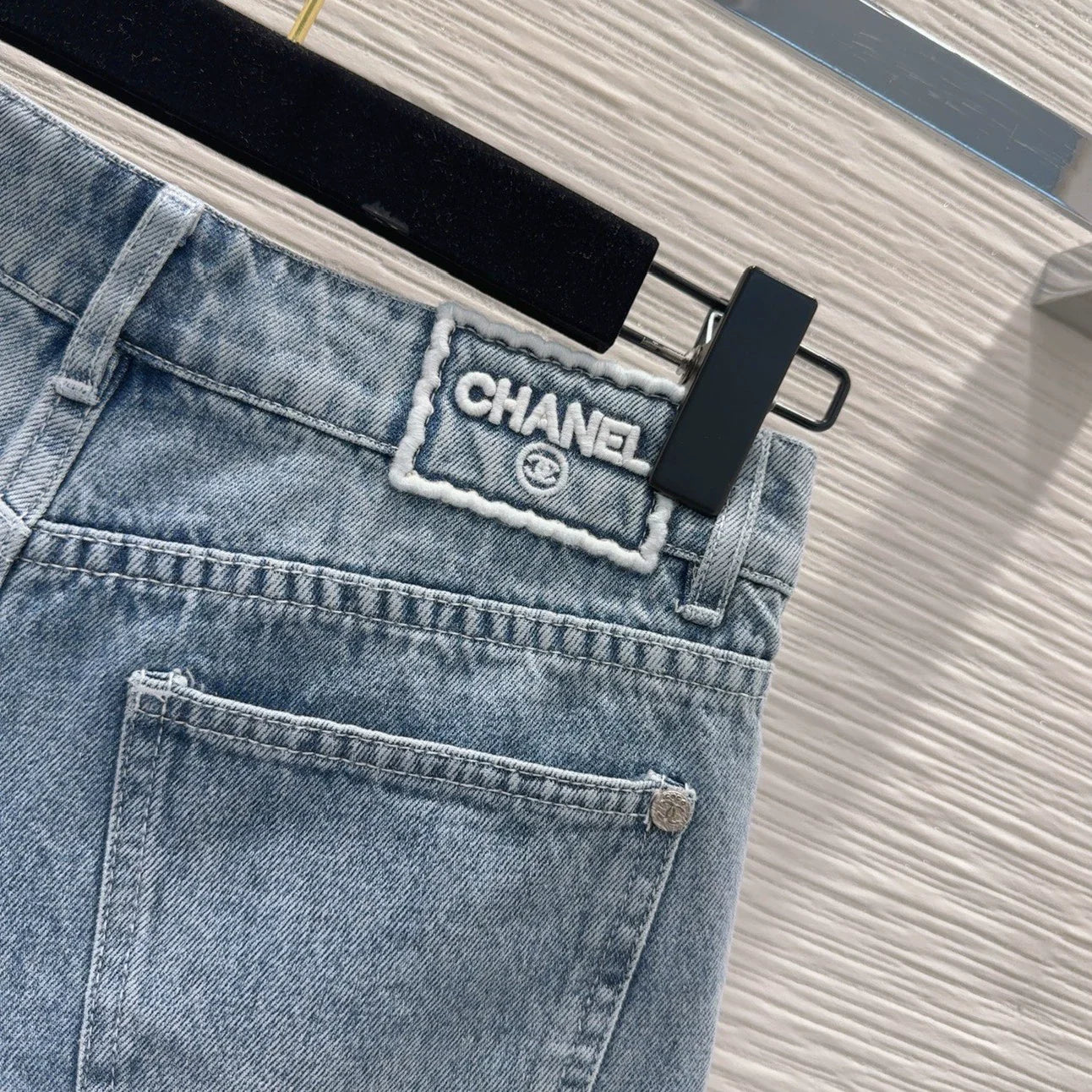 c 25 New Embroidered Denim Shorts