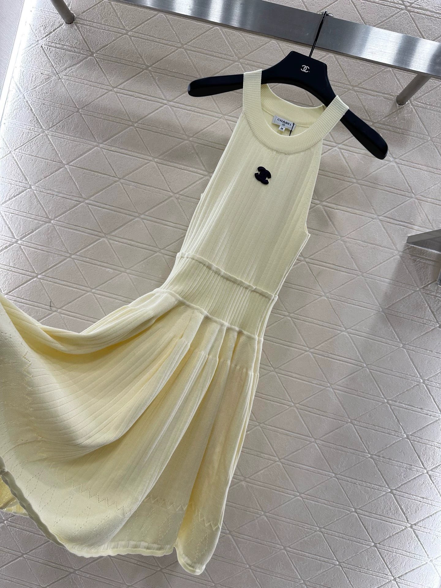 C 25 new halter neck hollow shoulder knitted vest dress