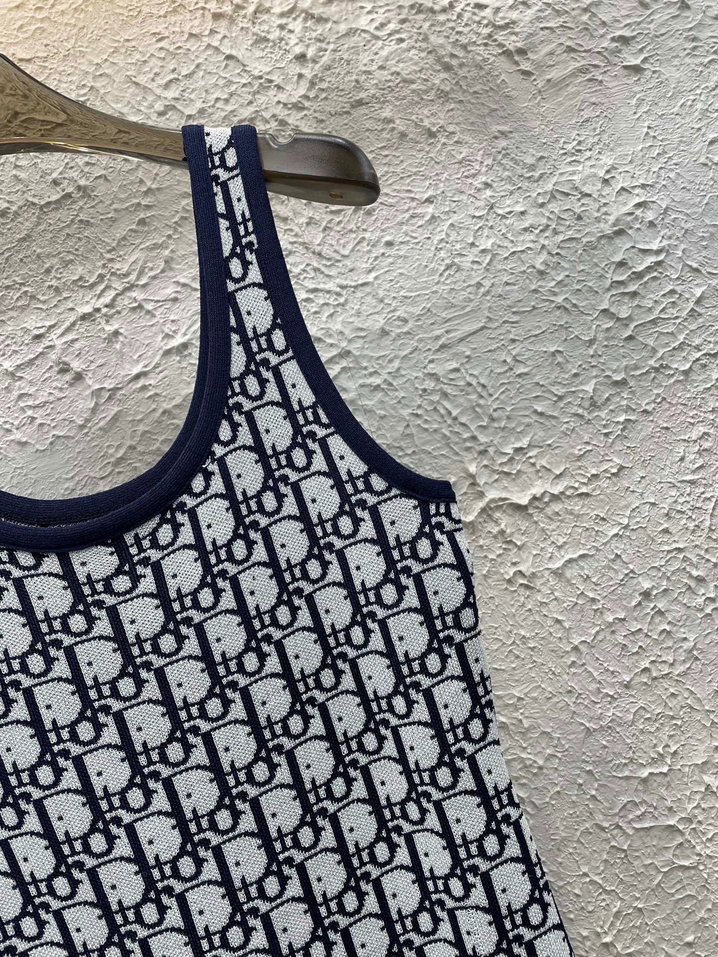 25 new Letter jacquard hot diamond knitted vest dress