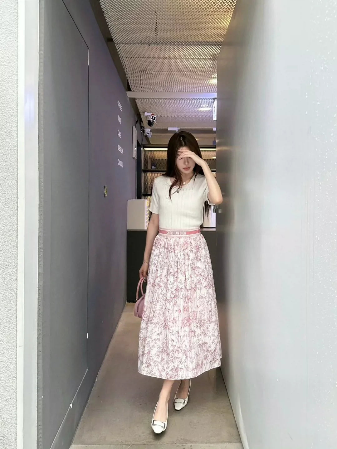 D 25 New Color Clash Printed Letter Long Half Skirt