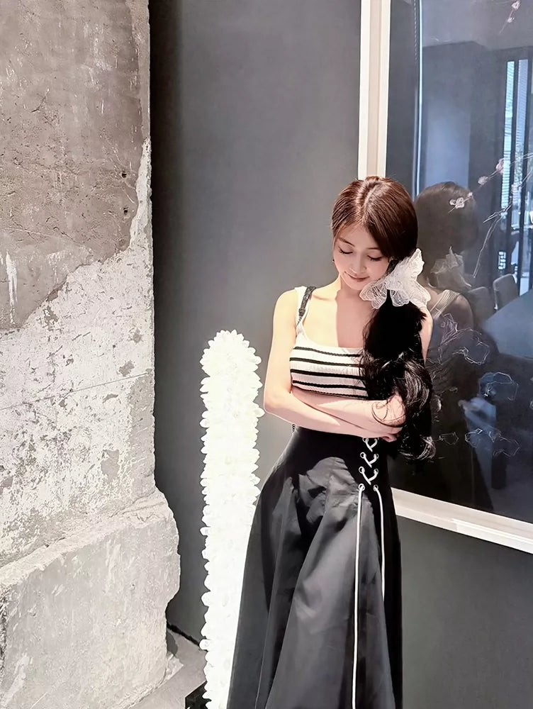 2025 new style light luxury age-reducing striped top + three-dimensional belted skirt