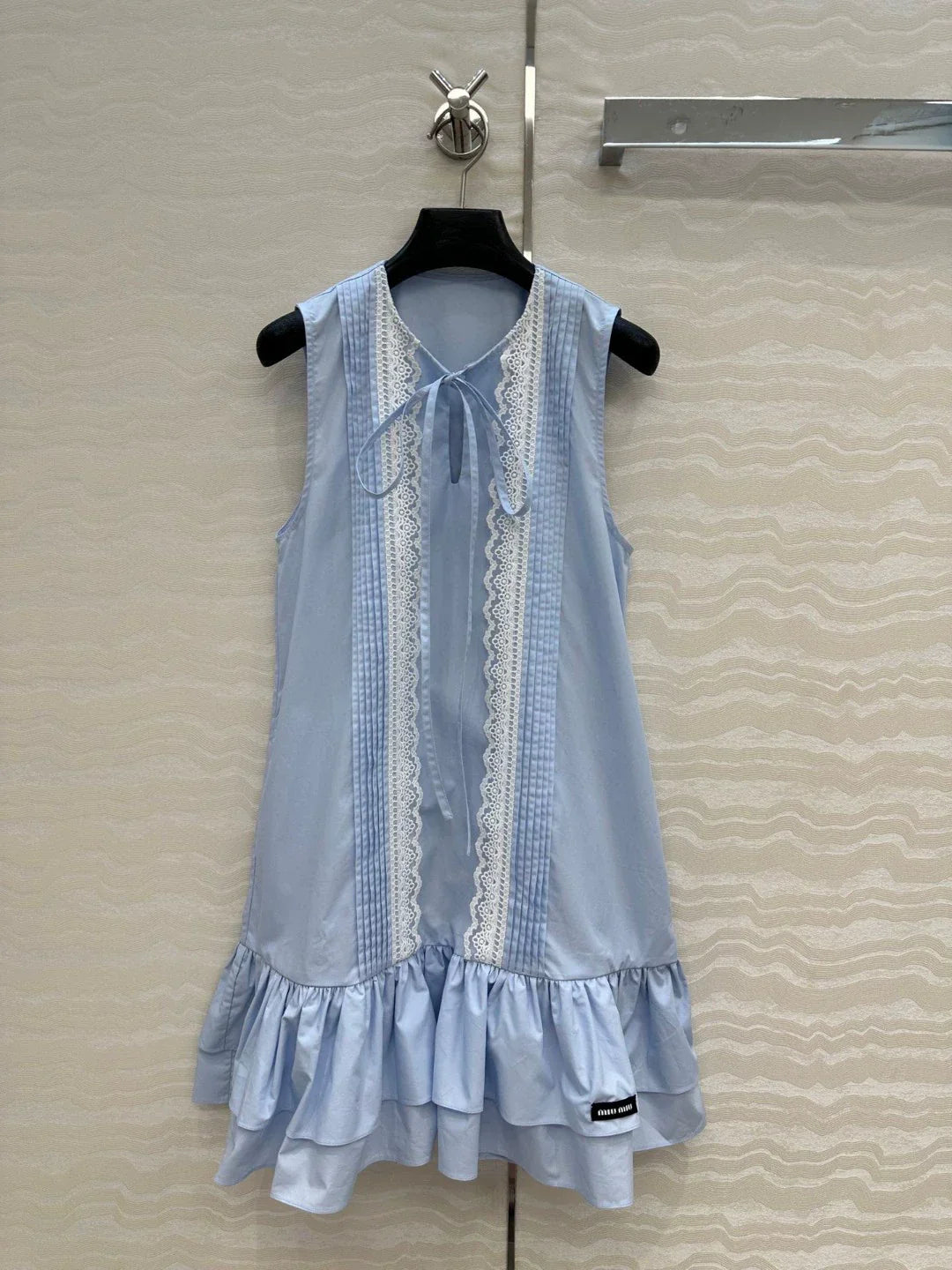 m 25 new ageing temperament dress