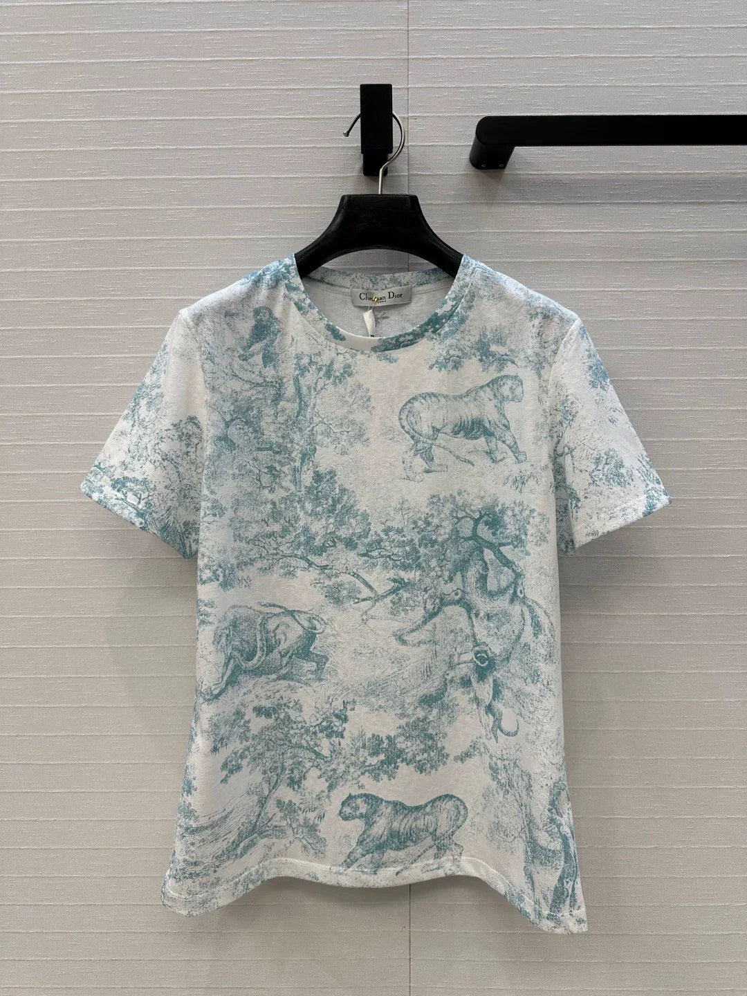 D 25 New Animal Jungle Print T-Shirt(PINK GREEN GRAY)
