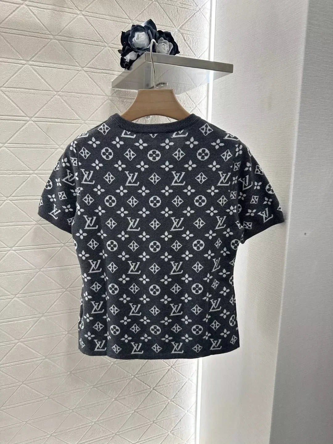 25 New Jacquard Chain Knit Short Sleeve Top