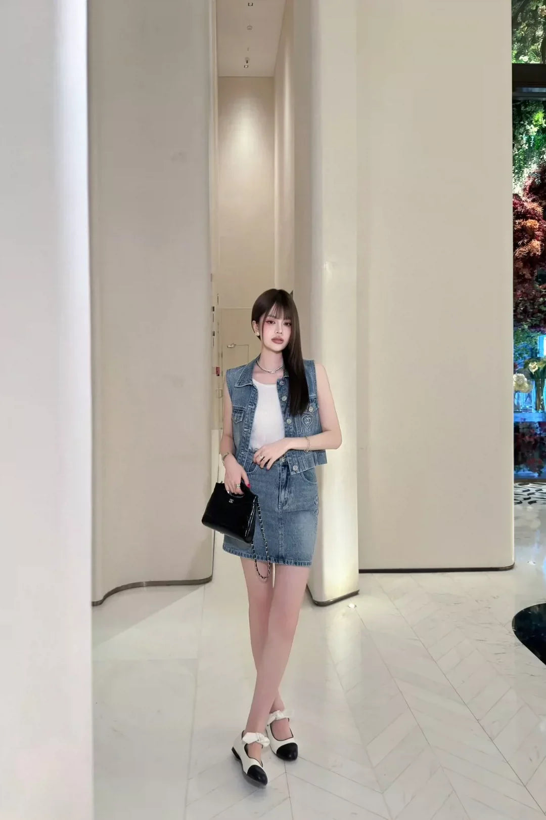 C 25 New Embroidered Denim Skirt