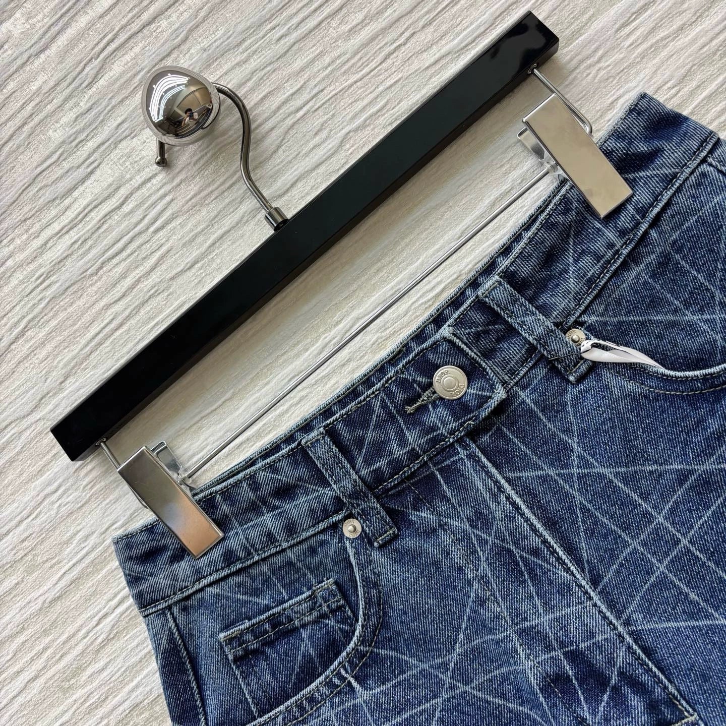 D 25 Summer Embroidery Lombard Denim Shorts
