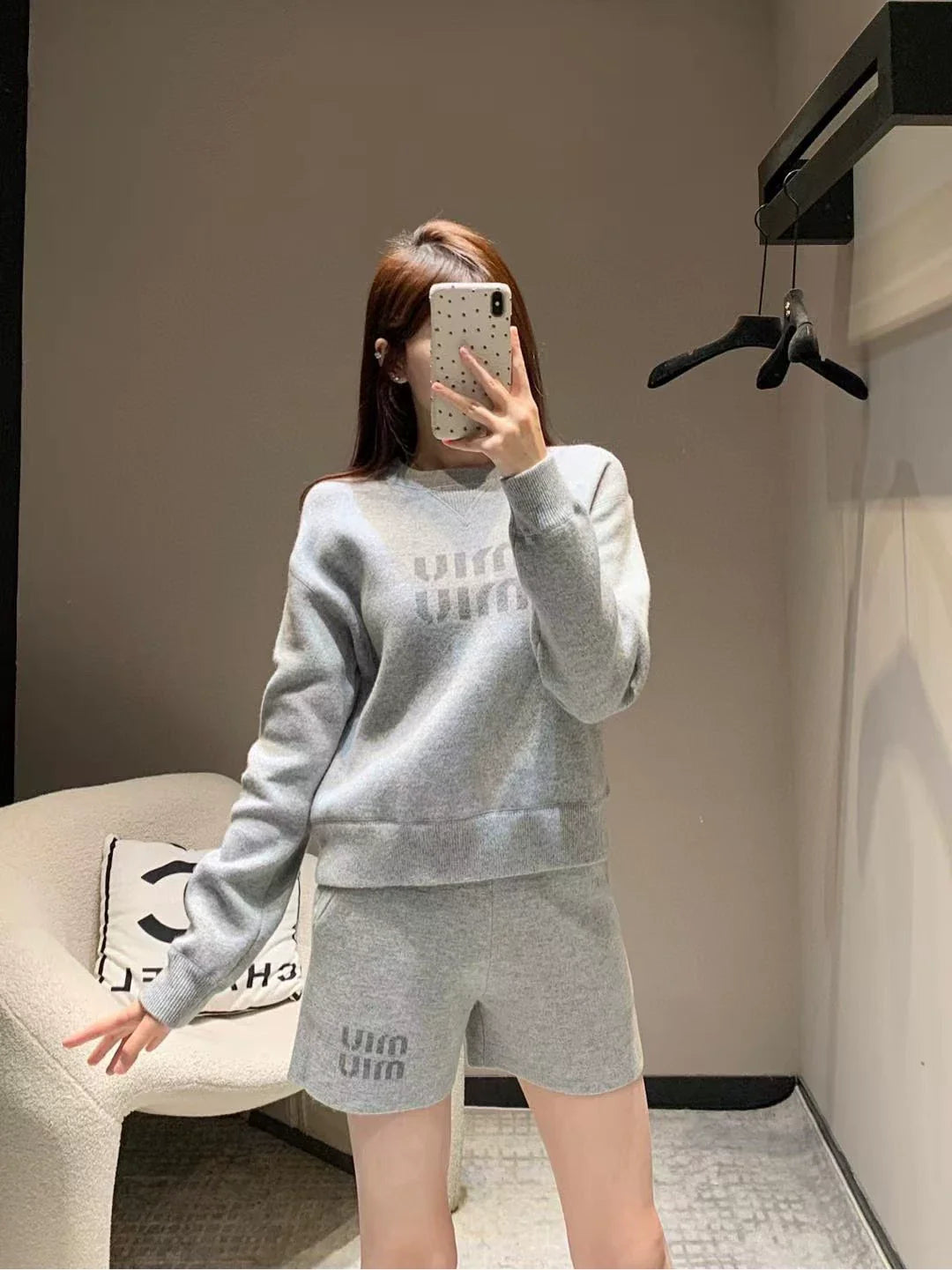 25 Autumn and winter new micro label jacquard knit pullover sweater + shorts set