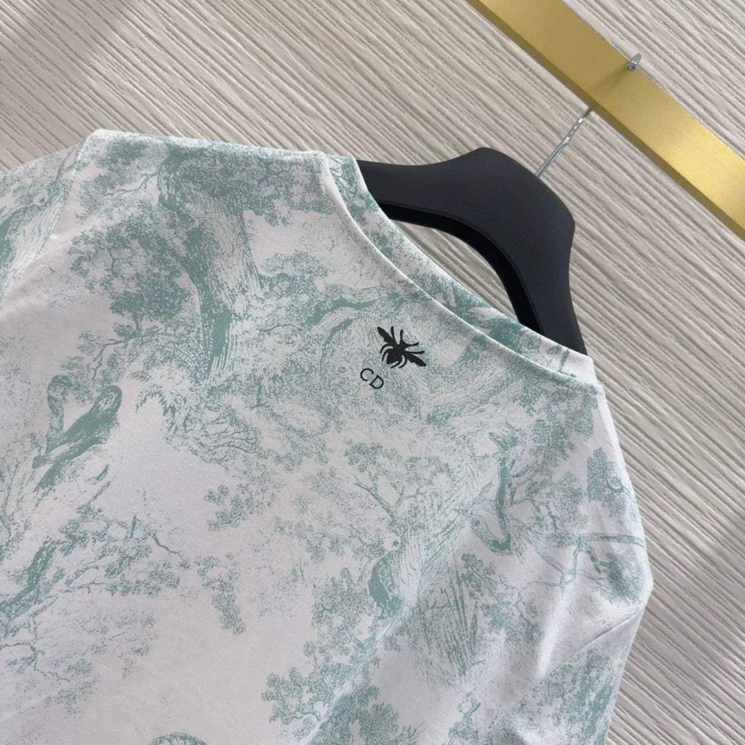 D 25 New Animal Jungle Print Round Neck Short Sleeve T-Shirt(pink green blue)