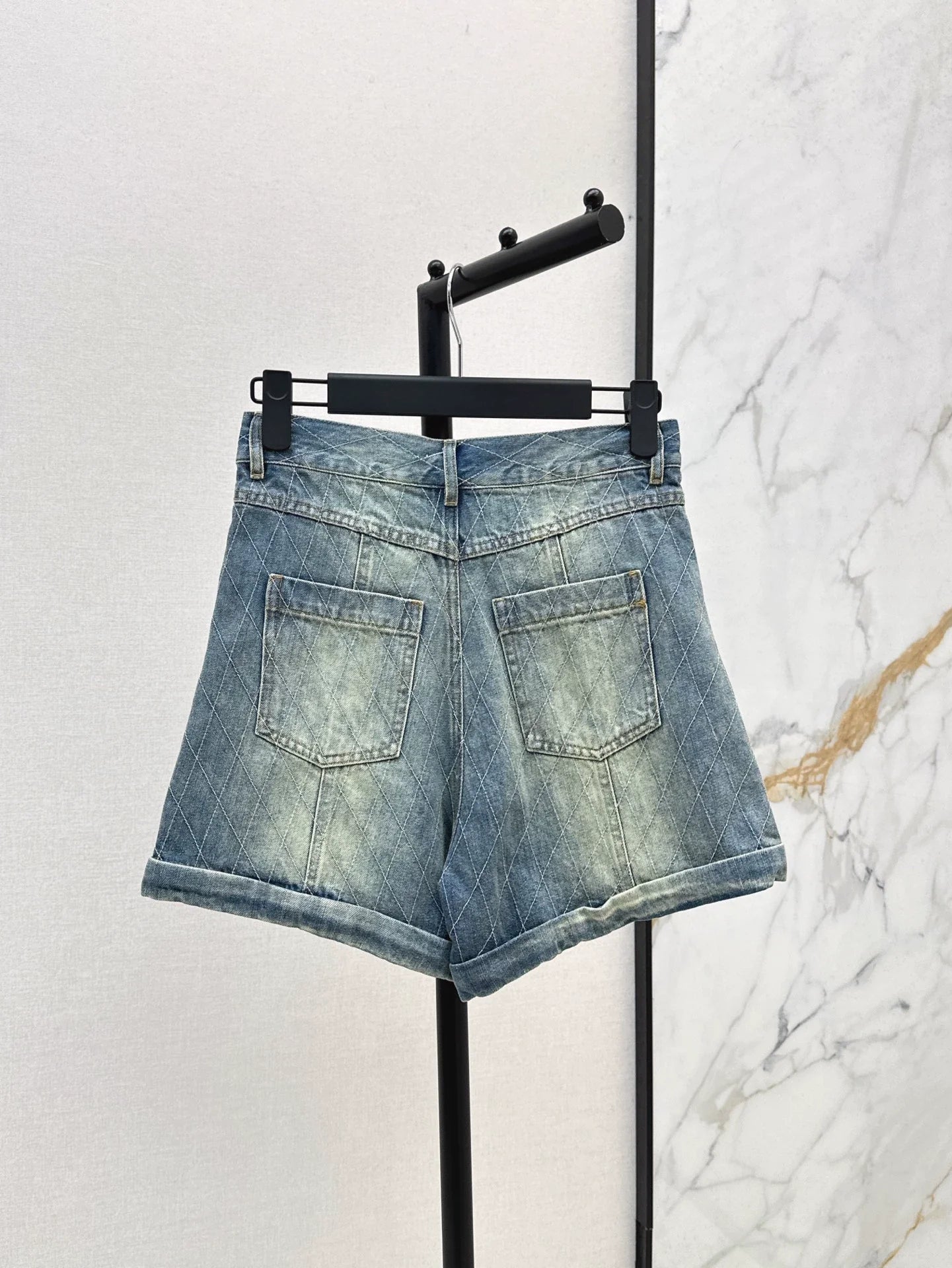 25 Spring/Summer New Denim Rolled-Up Shorts