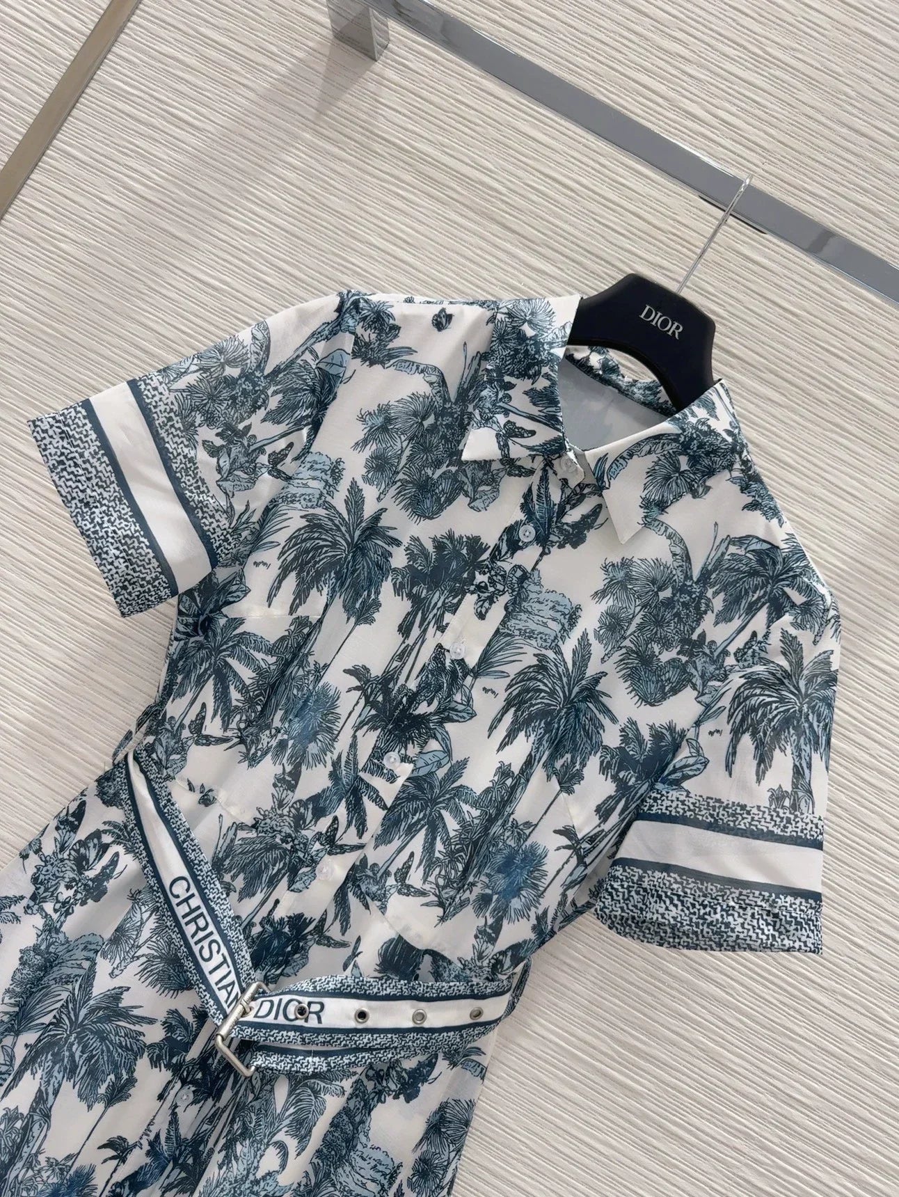 D 25 New Leaf Print Belted Short Sleeve Dresses
