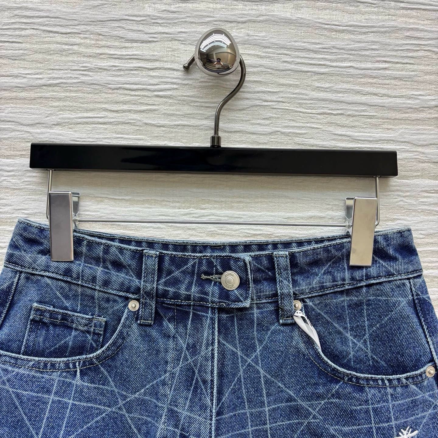 D 25 Summer Embroidery Lombard Denim Shorts