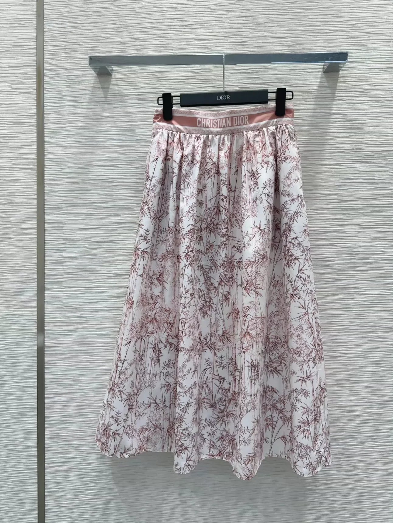 D 25 New Color Clash Printed Letter Long Half Skirt
