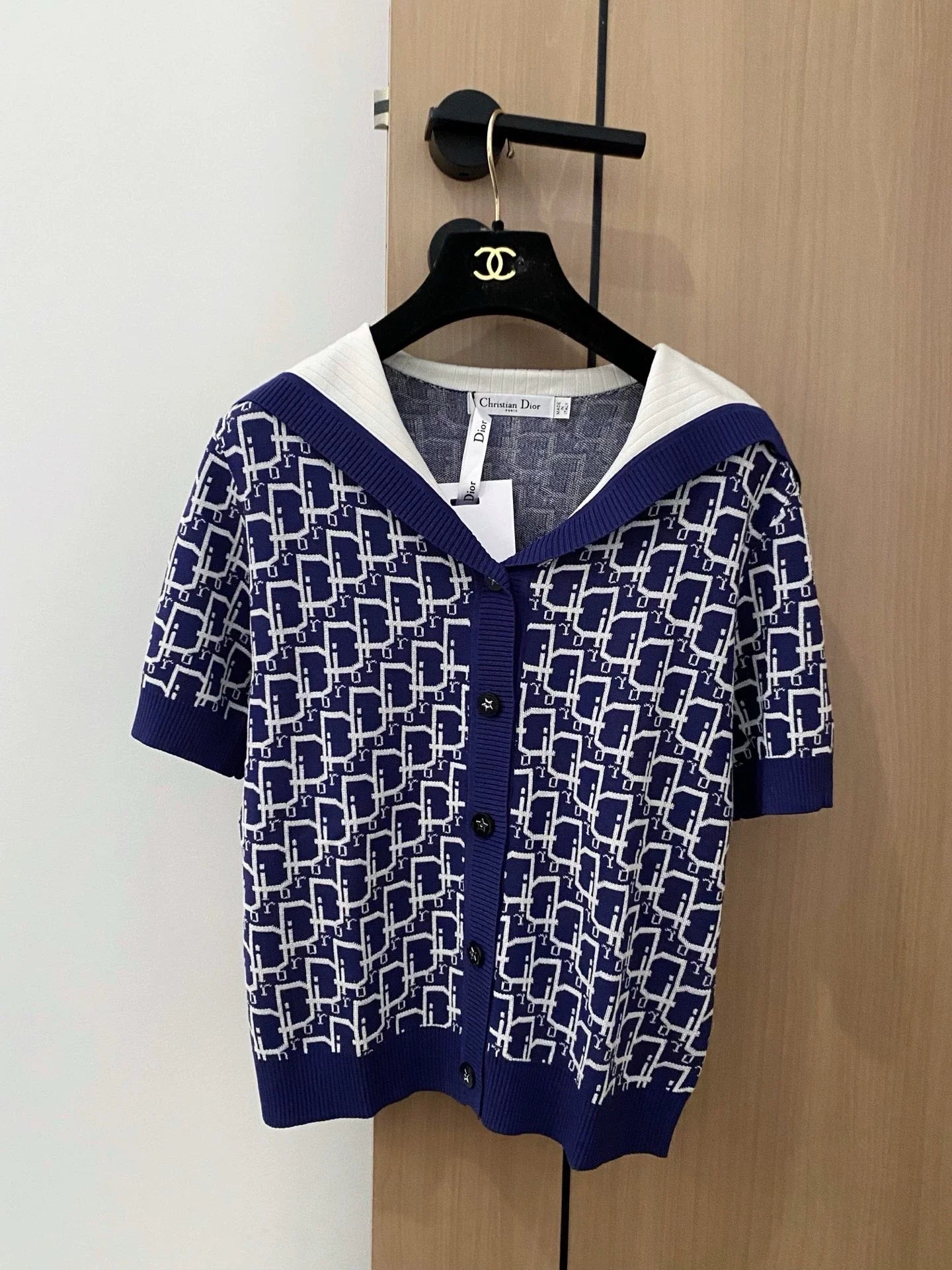 25 New Mitsubishi Tricolor Cardigan