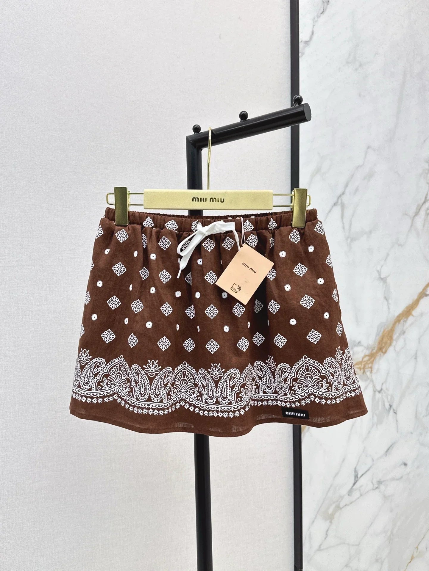 M 25 spring and summer new suit loose short-sleeved shirt + half skirt