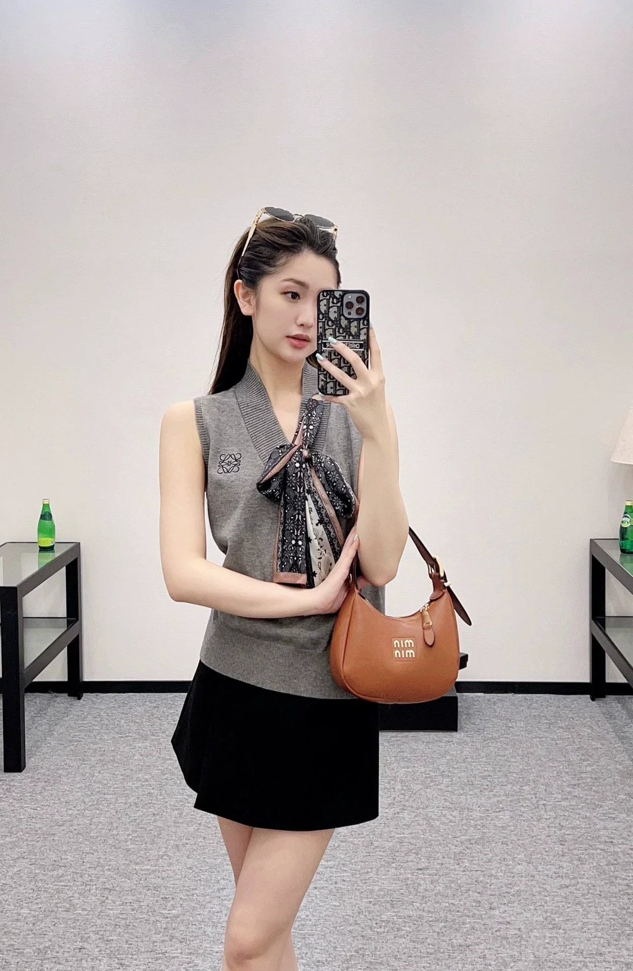 LO 25 Scarf Knit Vest