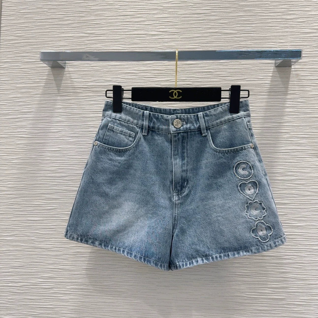 c 25 New Embroidered Denim Shorts