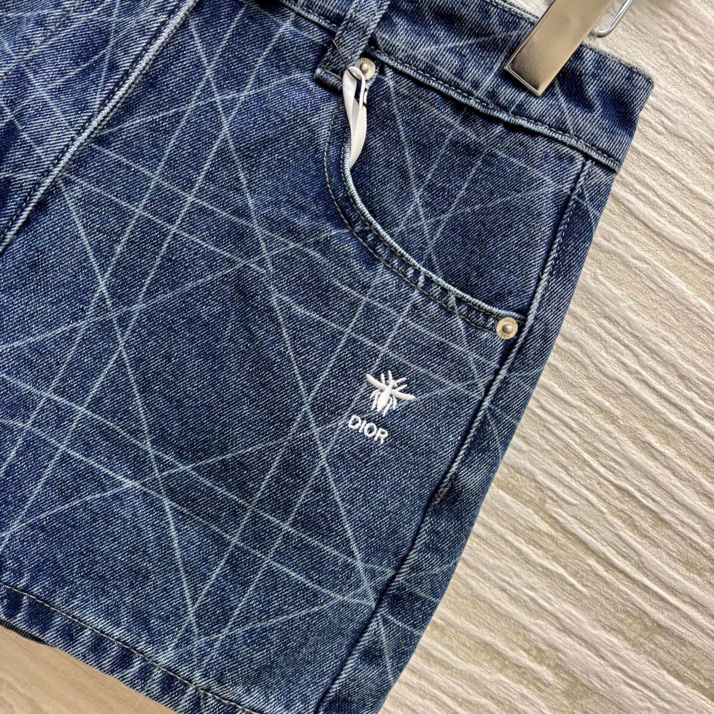 D 25 Summer Embroidery Lombard Denim Shorts