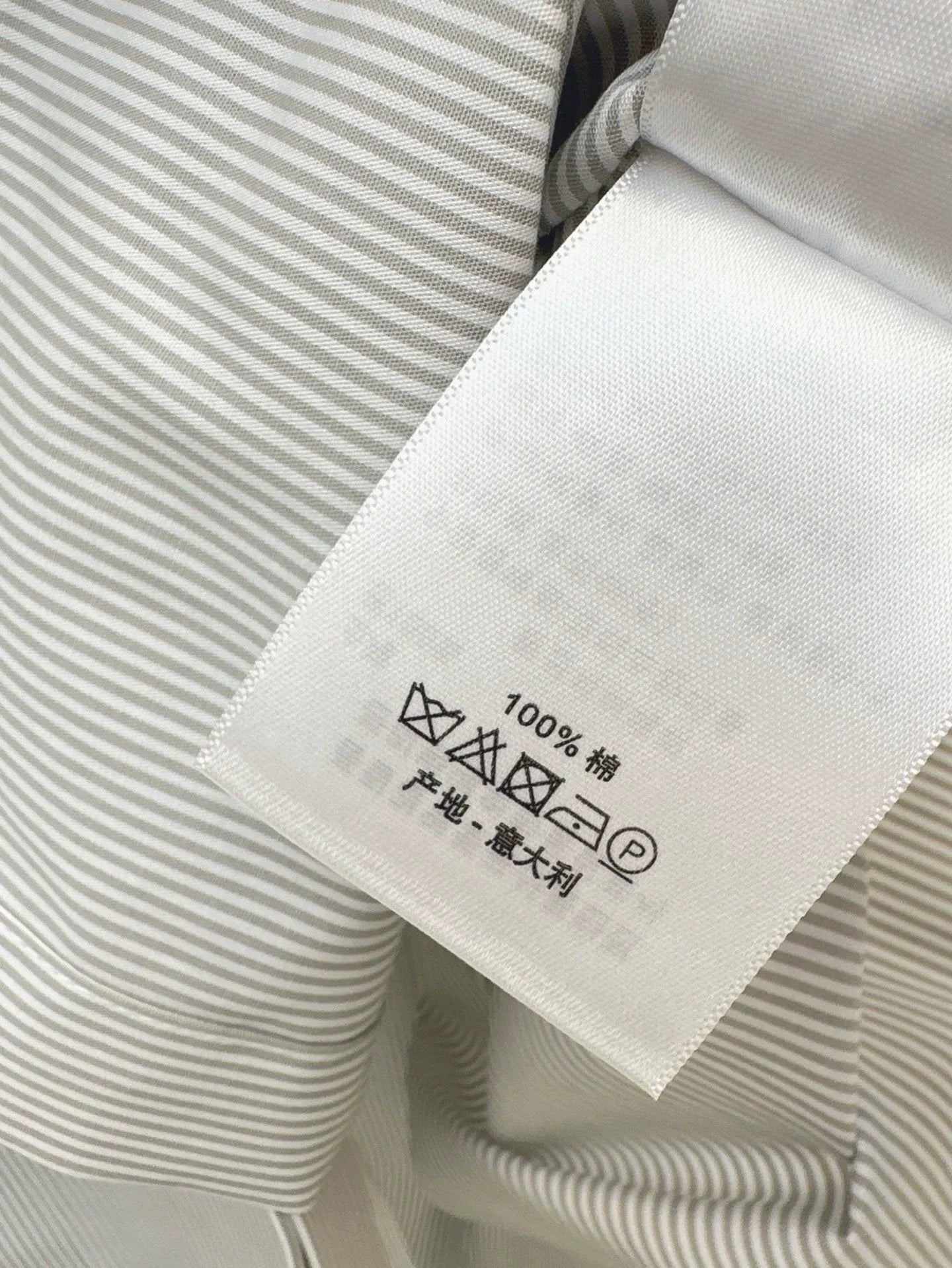 D 25 Spring Summer Latest Sleeveless Shirt