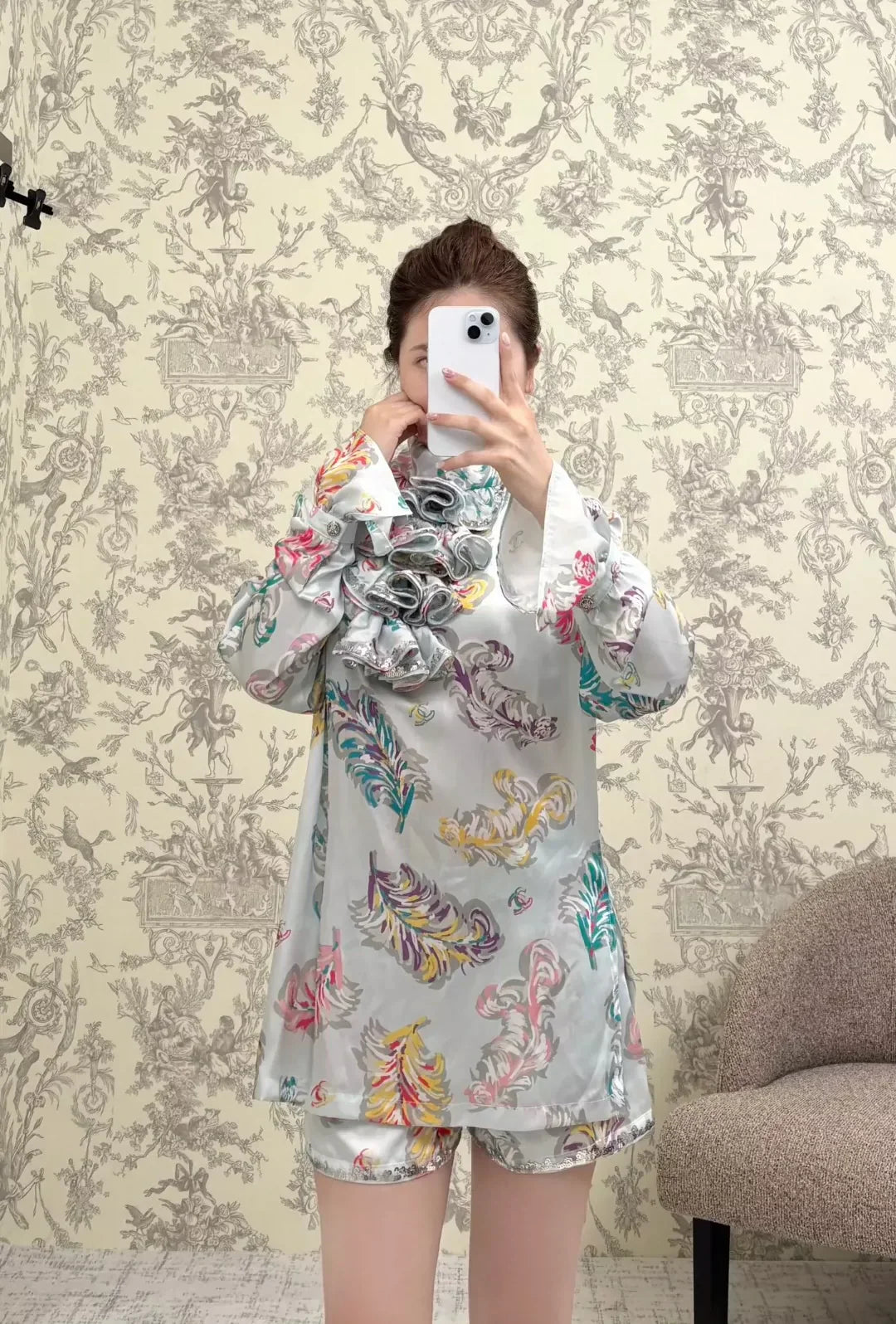 C 25 spring and summer new Sequins printed high-neck shirt shorts set