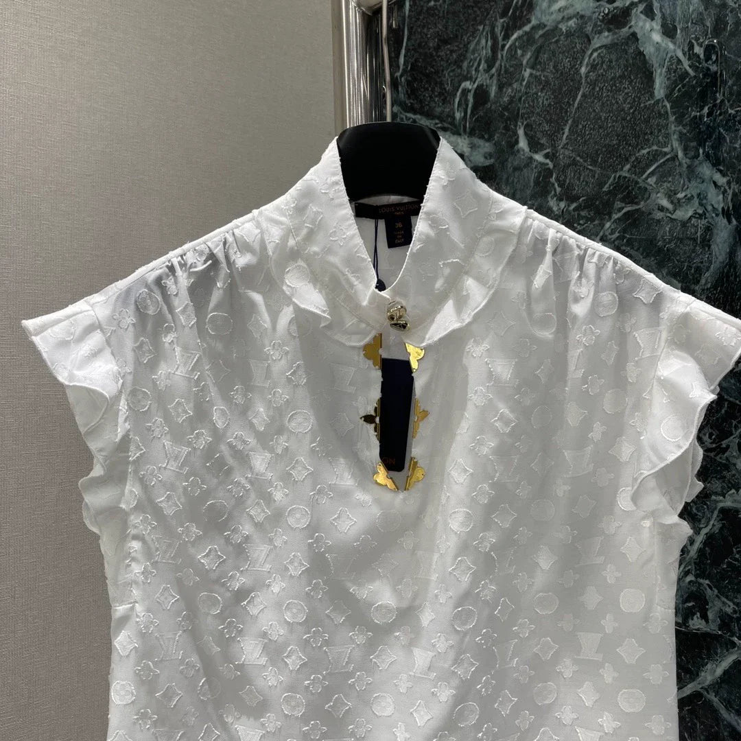 L 25 Gold Button Ruffle Design