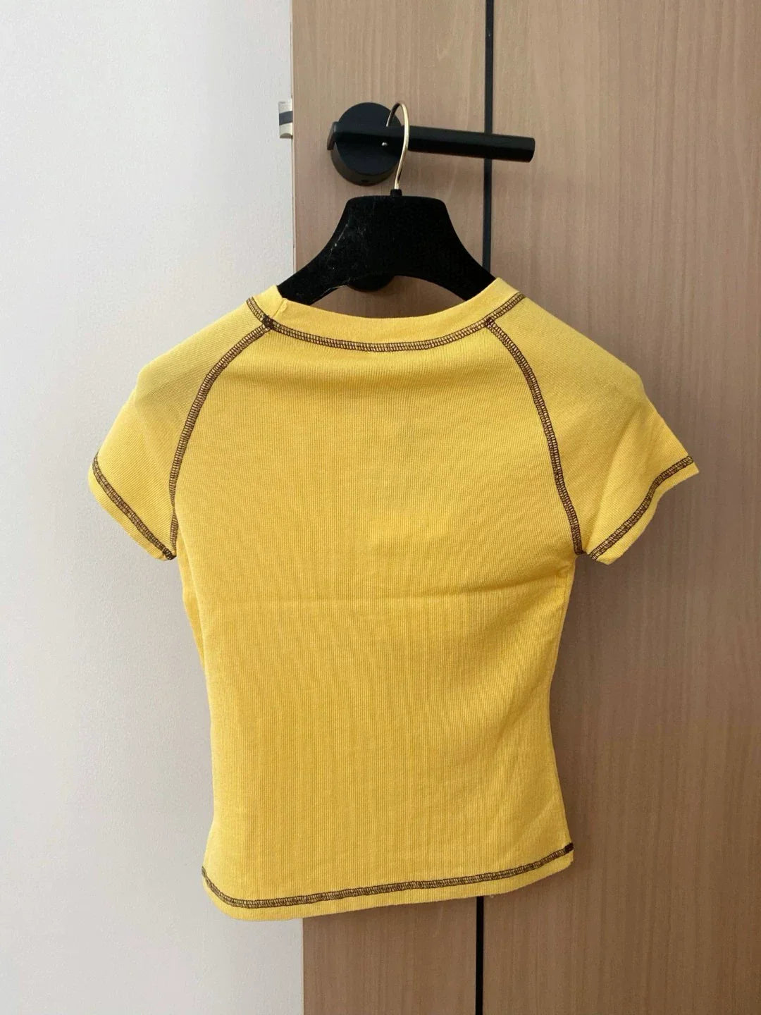 c 25 New Car Line Badge Crew Neck Short Sleeve Knit