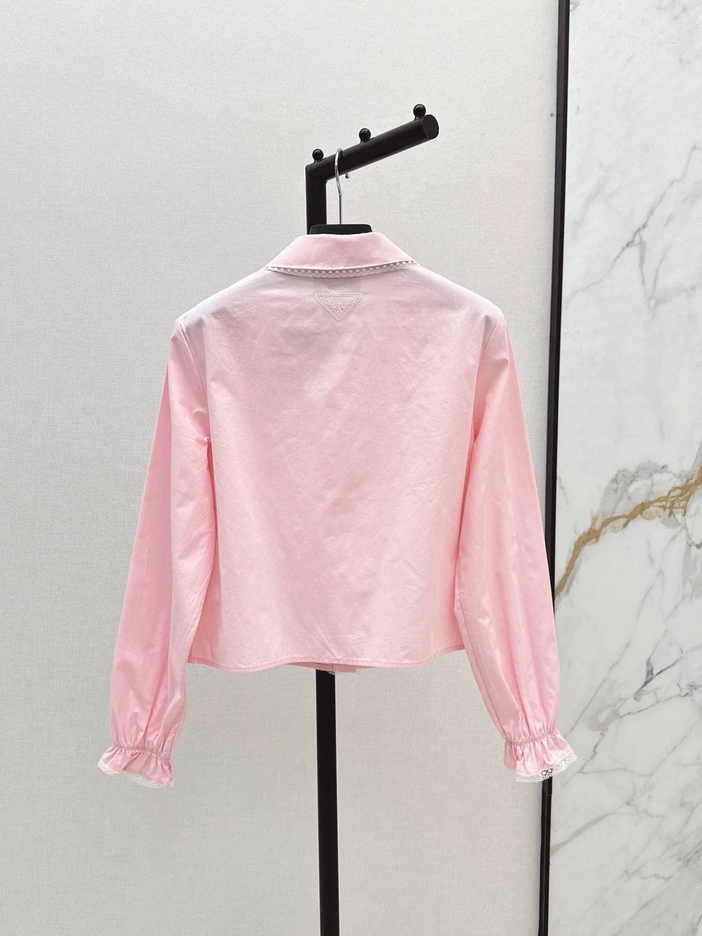 P 25 spring and summer new lace lace long sleeve shirt