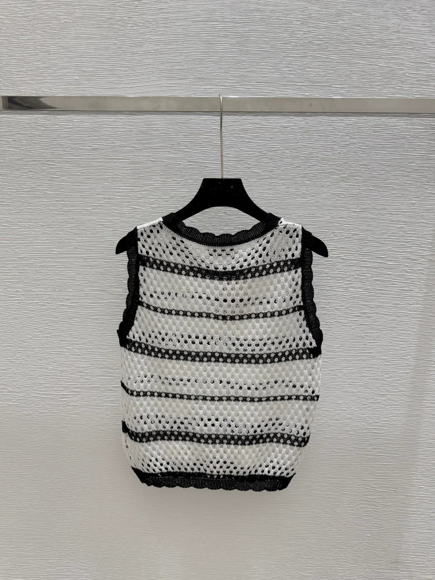 25 new striped logo hollow sleeveless knitted vest