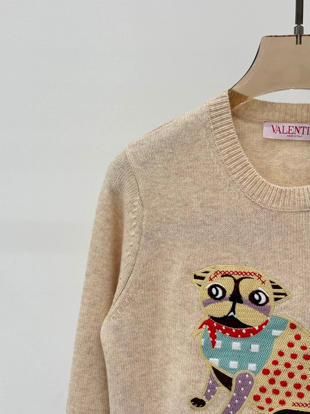 V 25 Early Autumn New Round Neck Contrast Animal Pattern Knitted Long Sleeve