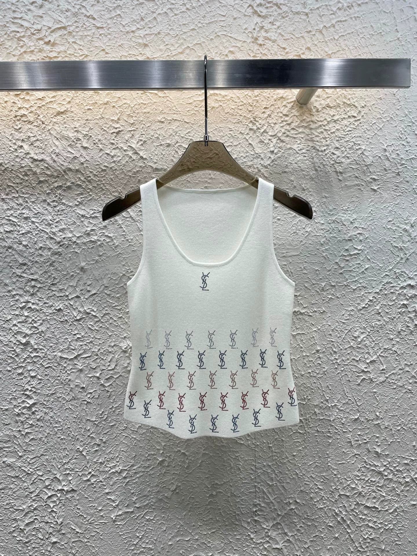 25 Gradient color suit knitted vest