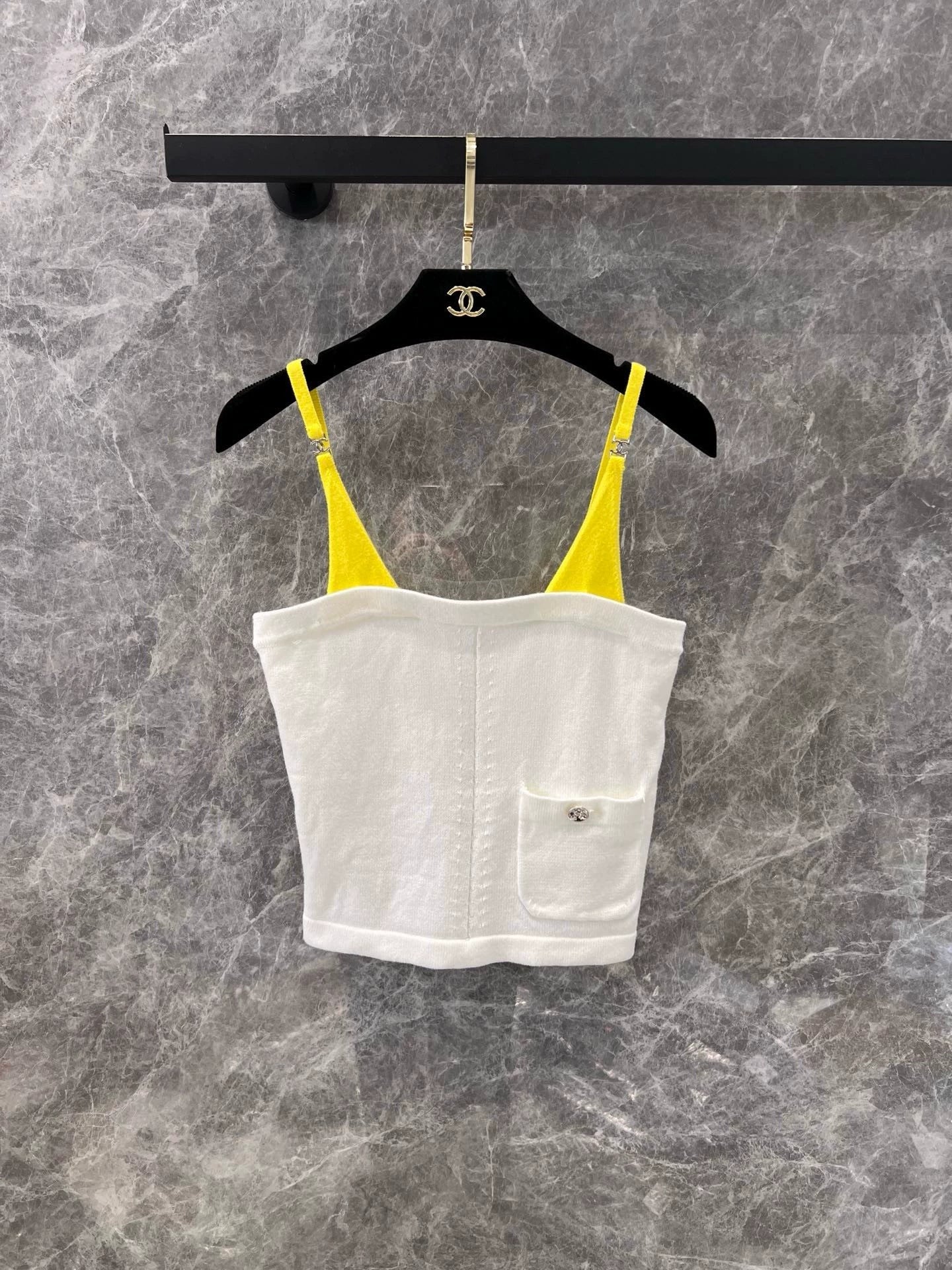 25 Color Clash cc Camisole Sheath Vest