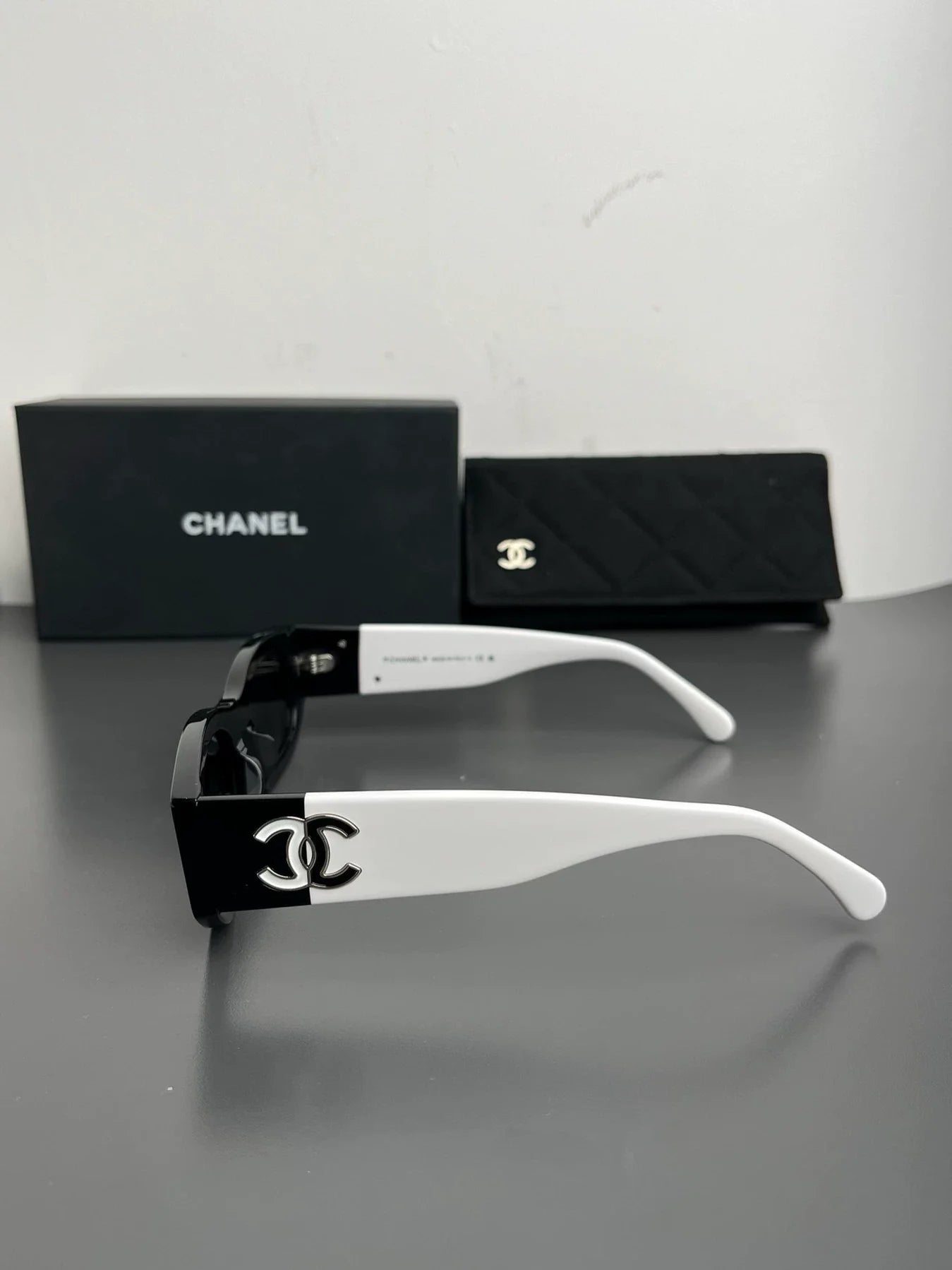 25 New Panda color sunglasses