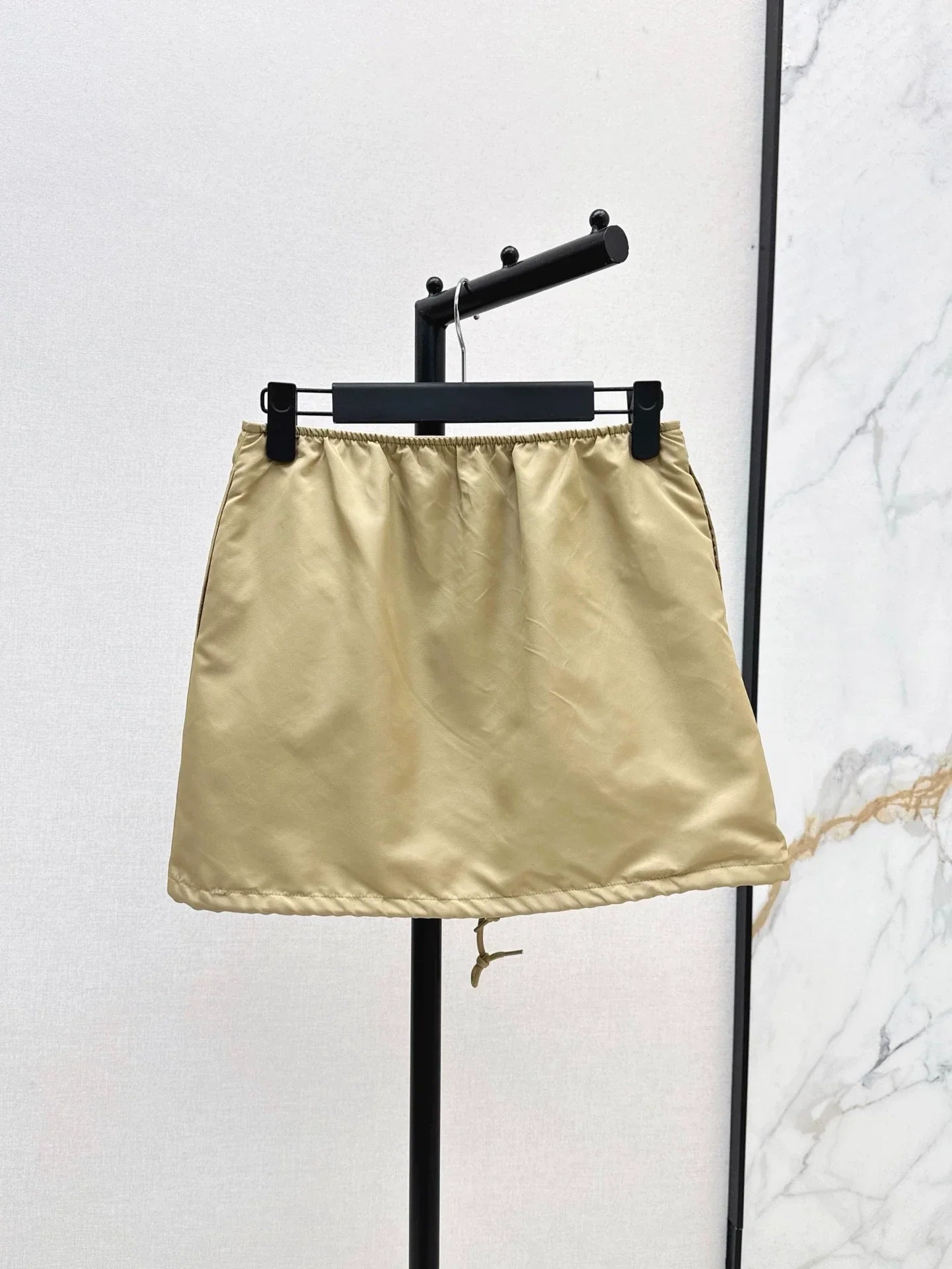 P 25 Spring/Summer New Fashionable Half Skirt