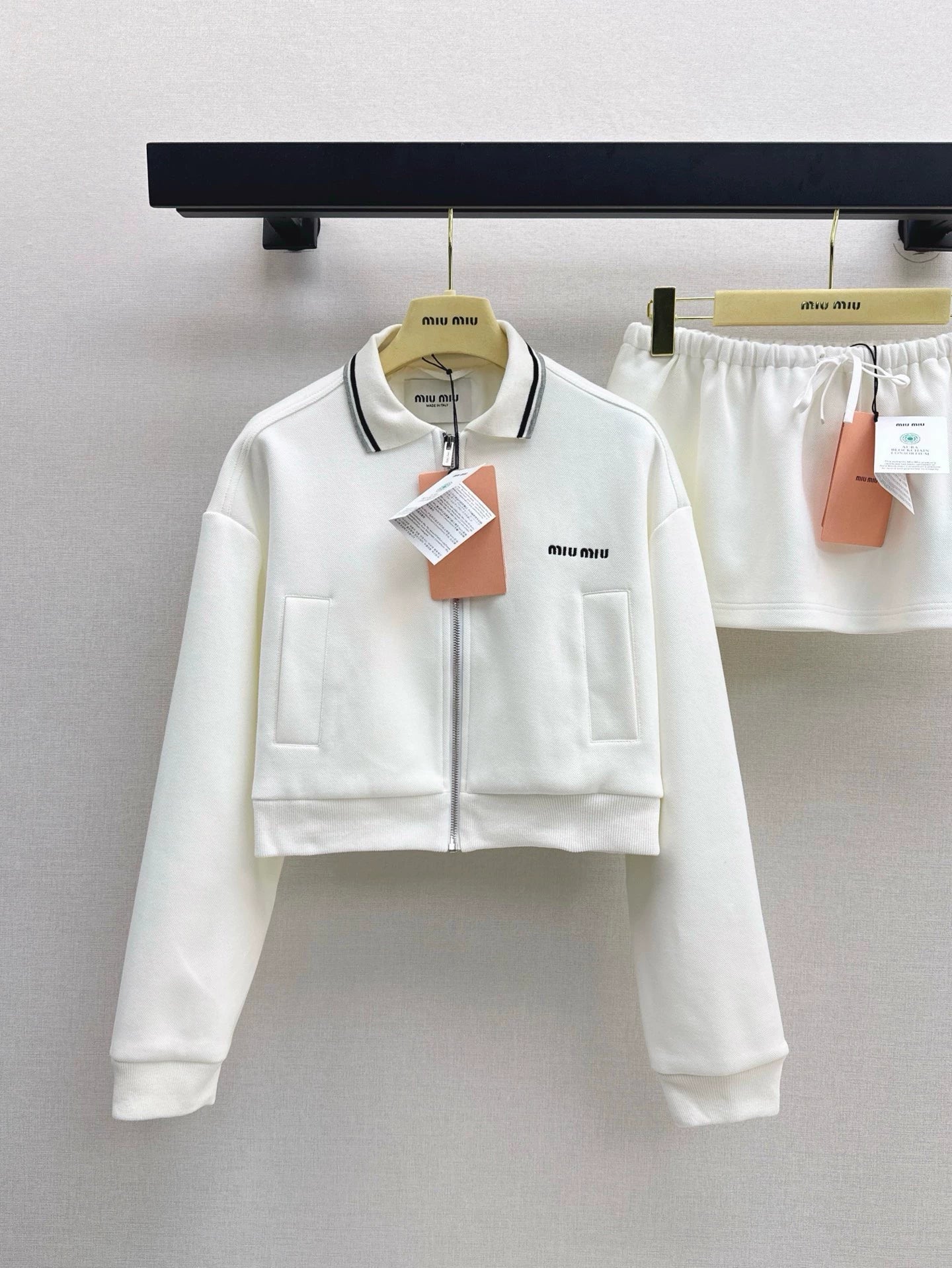M 25 NEW Lapel Jacket + Half Skirt Set