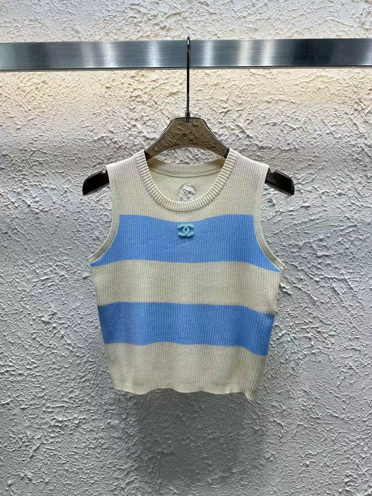 25 new summer striped color matching knitted vest