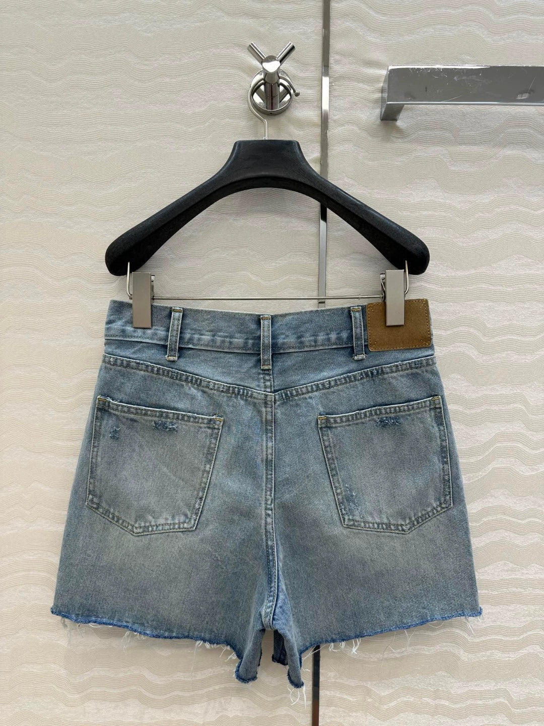 Ce 25 New Hand Hook Embroidered Denim Shorts