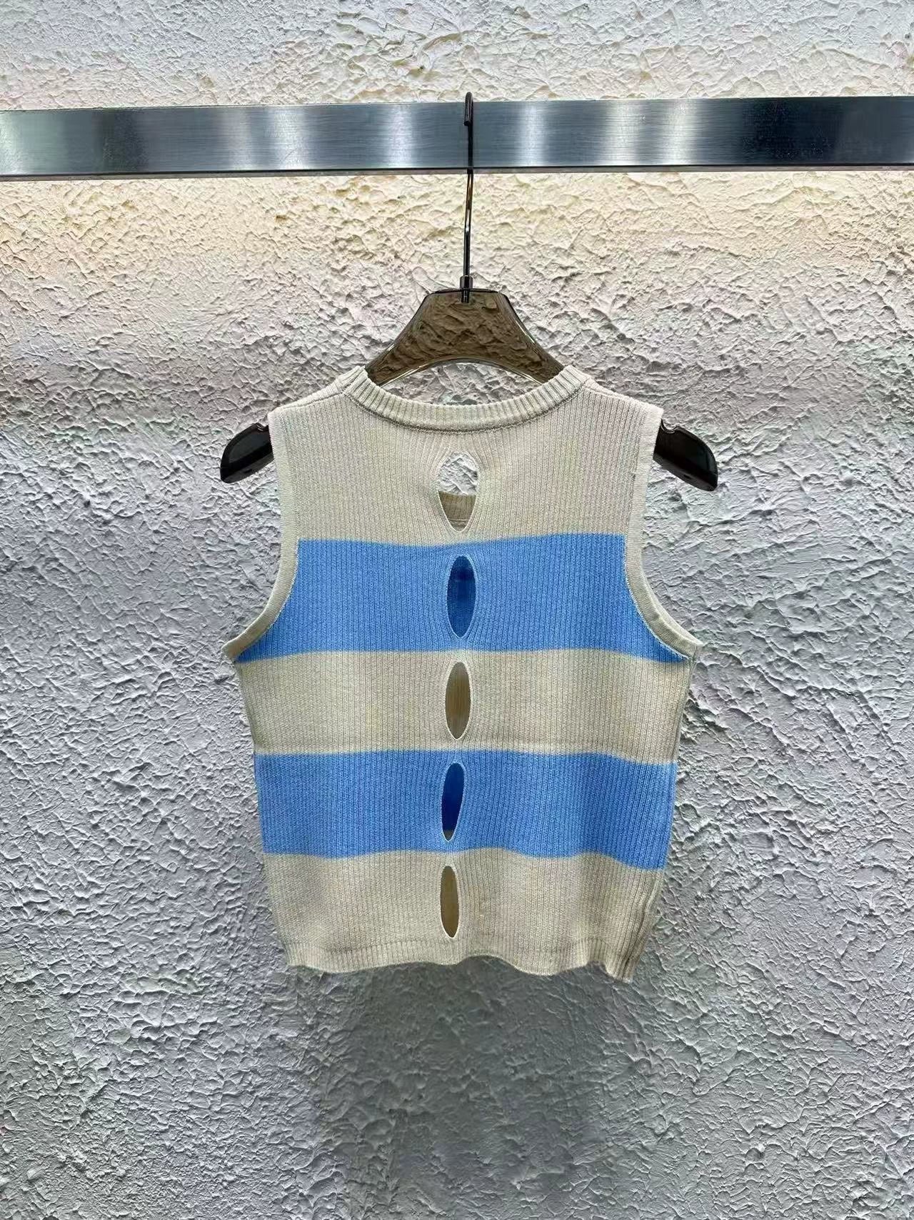 25 new summer striped color matching knitted vest