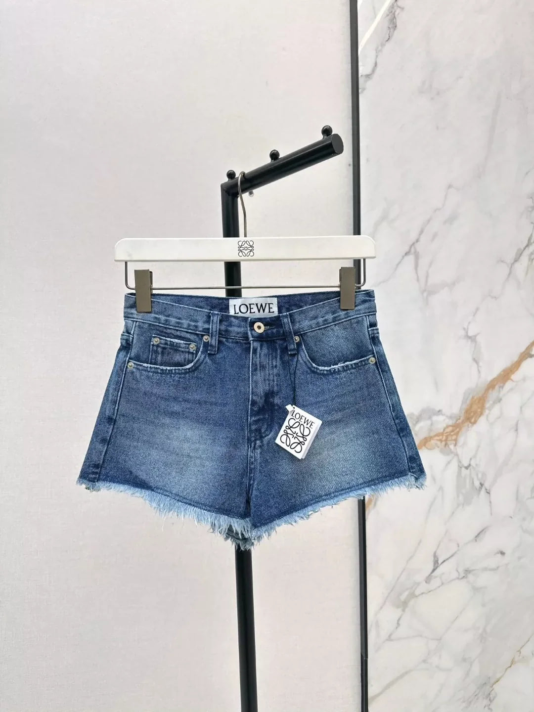 25 Spring Summer Latest Vintage Raw Edge Washed Ultra Short Denim Shorts