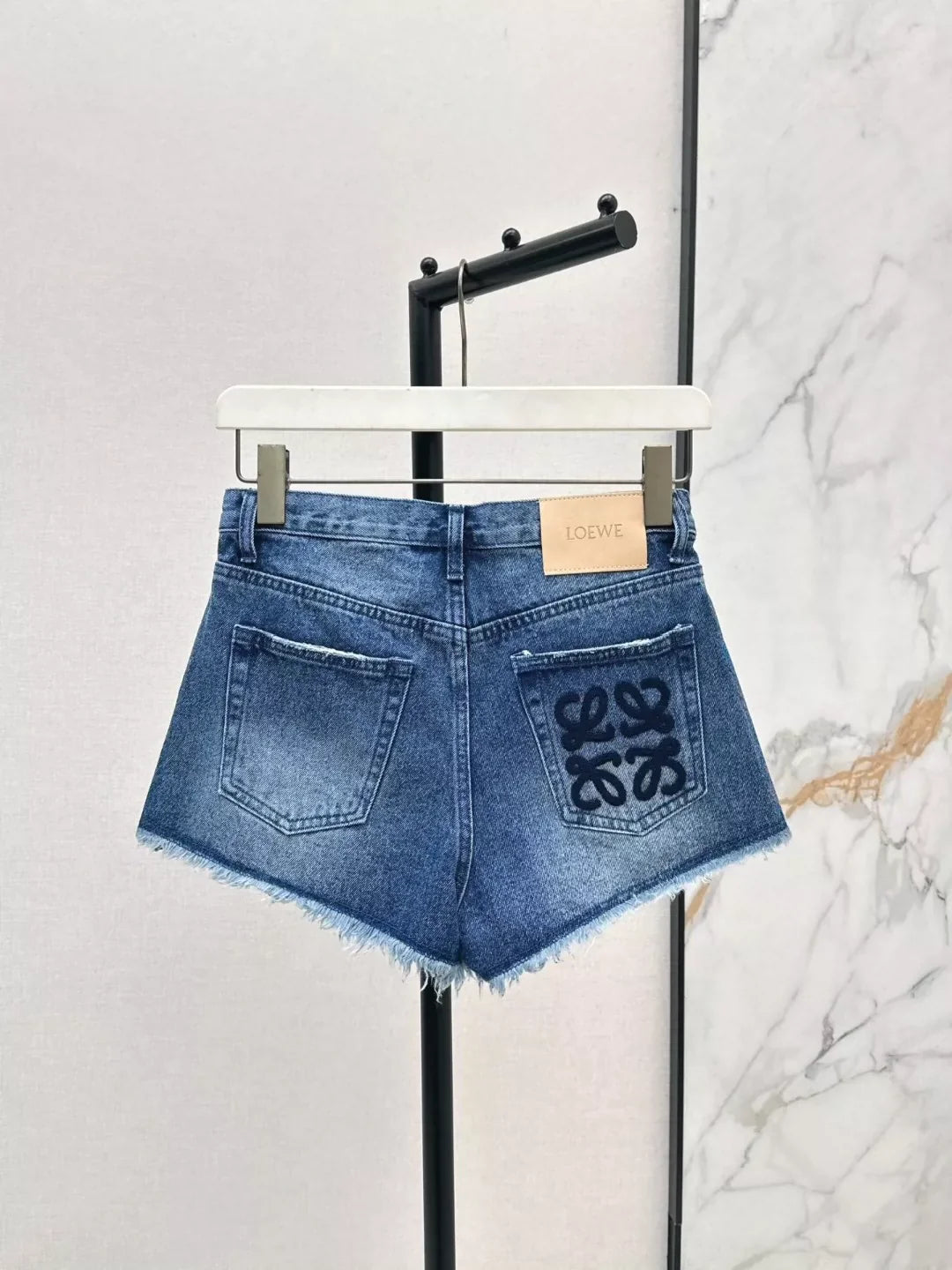 25 Spring Summer Latest Vintage Raw Edge Washed Ultra Short Denim Shorts