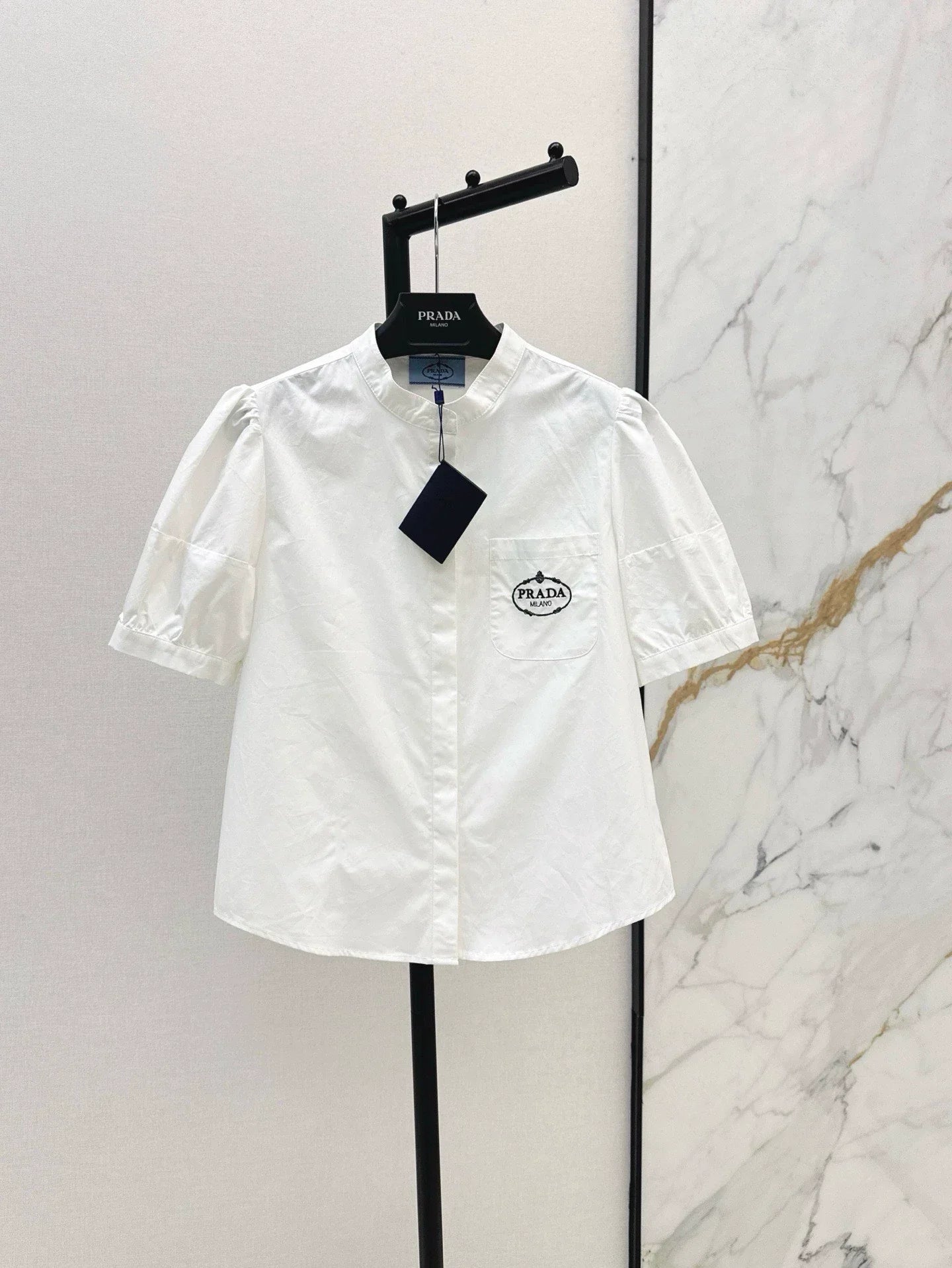 P 25 Spring/Summer newest style letter embroidery decoration short-sleeved shirt
