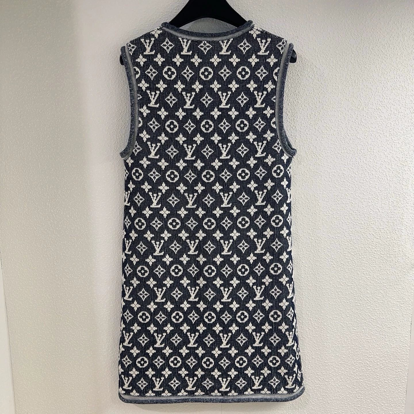 25 New Classic Old Flower Collection Jacquard Crew Neck Knit Dresses