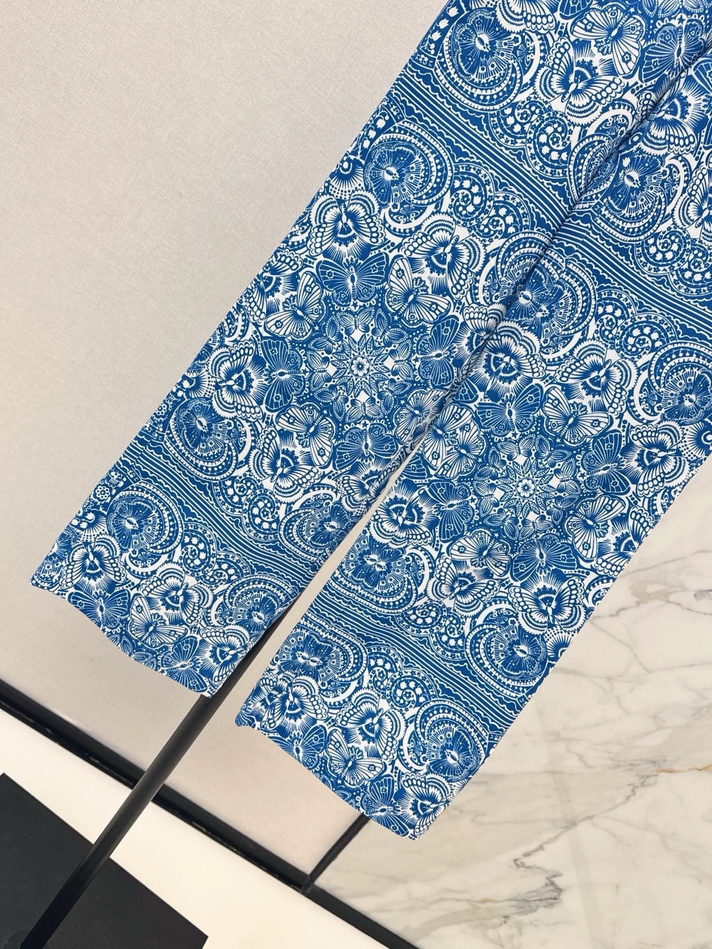 D 25 New Celadon Butterfly Print Denim Collection Long Pants