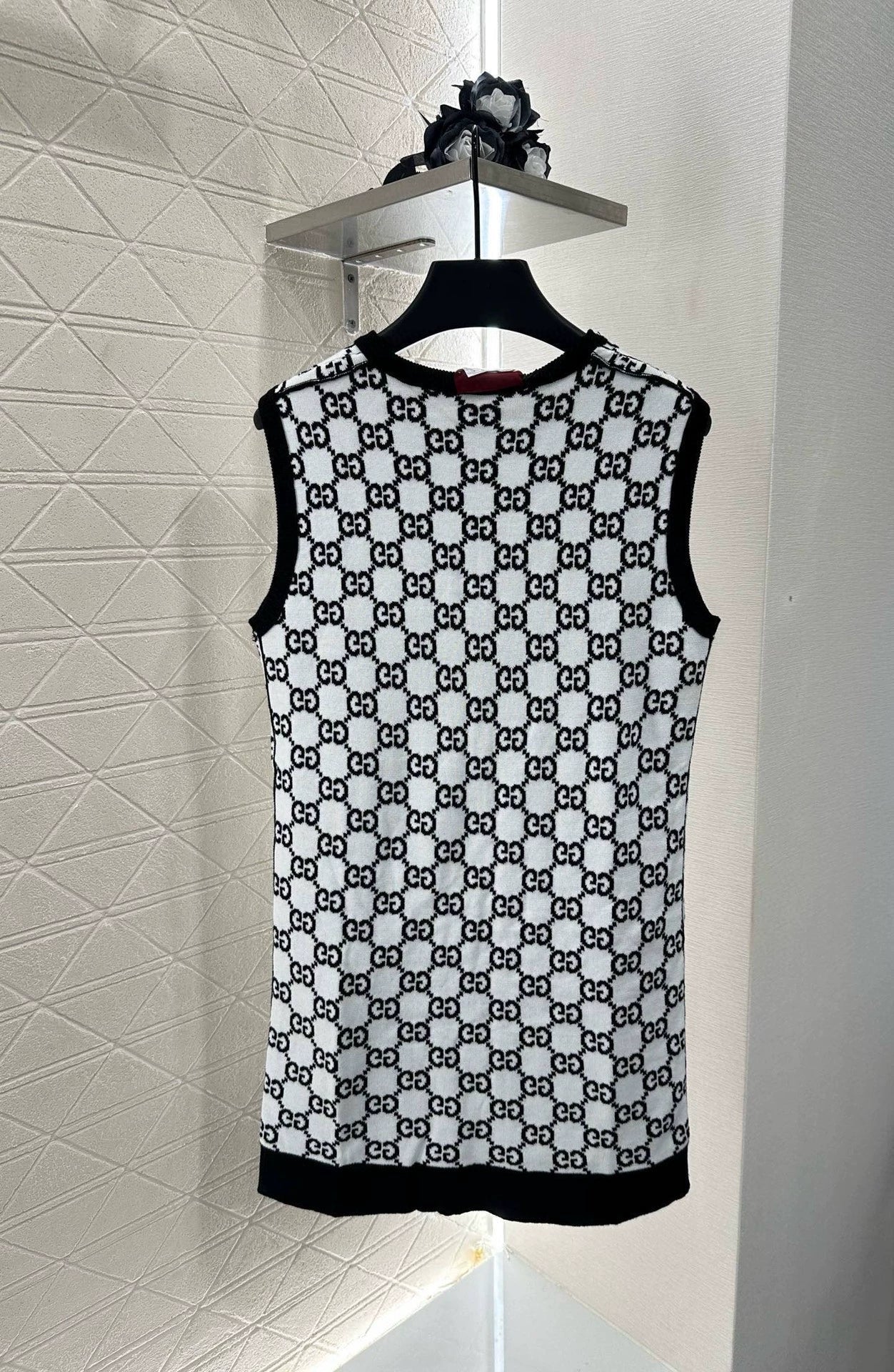 G 25 Reversible jacquard knitted vest dress