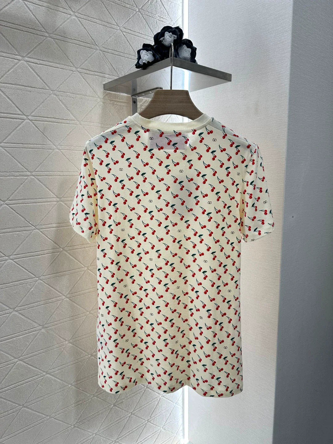 v 25 New Cherry Printed Round Neck Short Sleeve T-Shirt