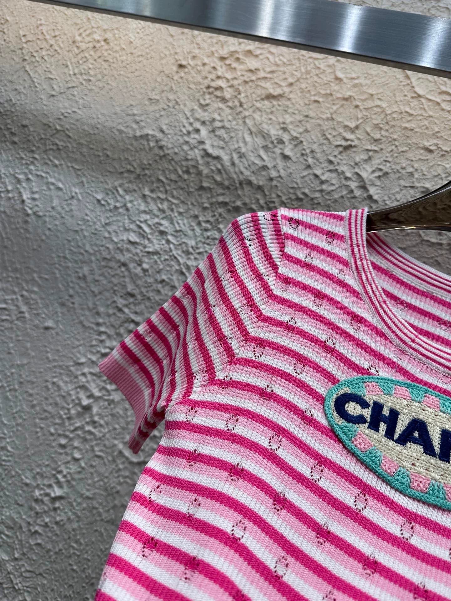 25 New Striped Knitted Short Sleeves