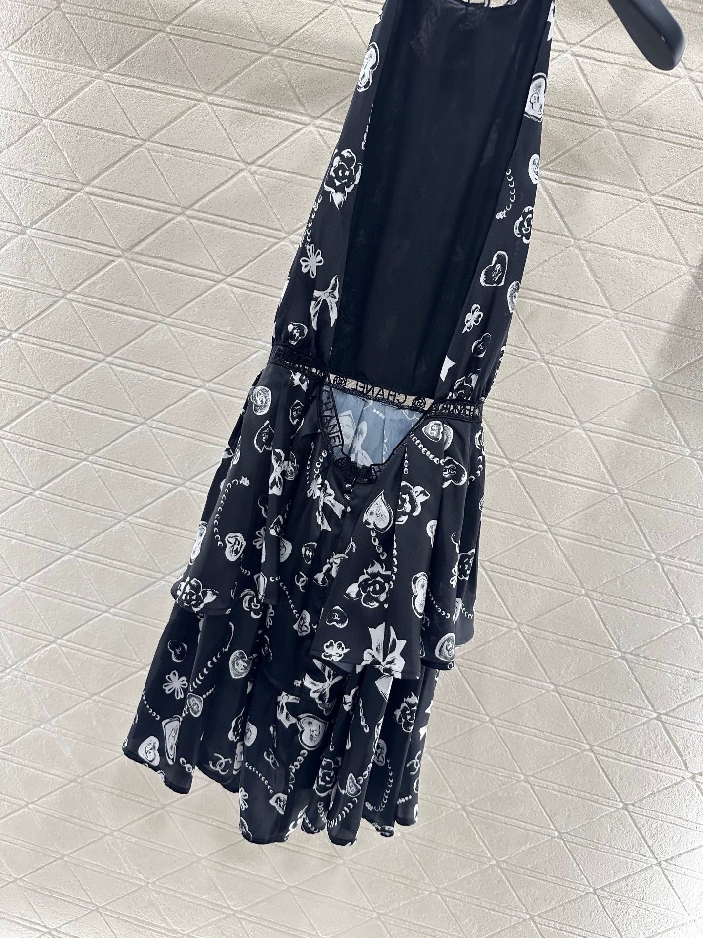 C 25 Printed halter dress