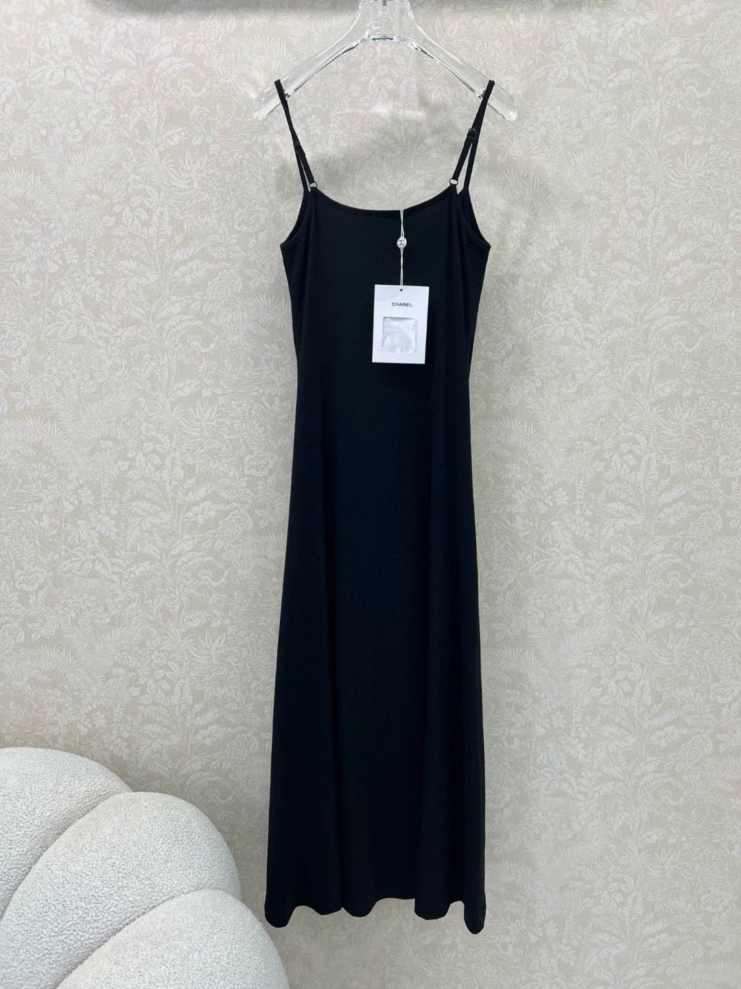 c 25 New Black Halter Long Dress with Chest Pads