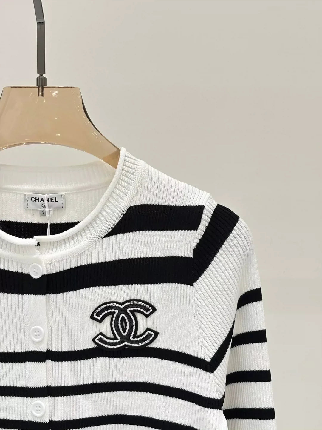 C 25 Spring and Summer New Round Neck Letter Logo Knitted Cardigan