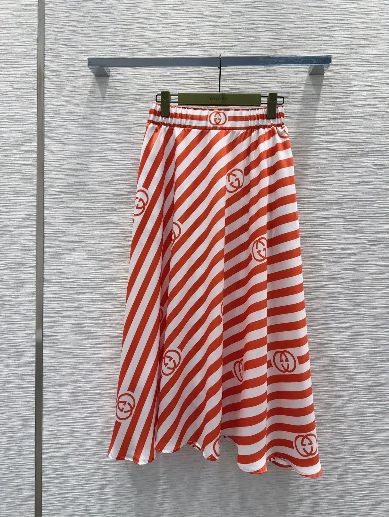 G 25 New Clashing Color Stripe Letter Half Skirt(brown orange)