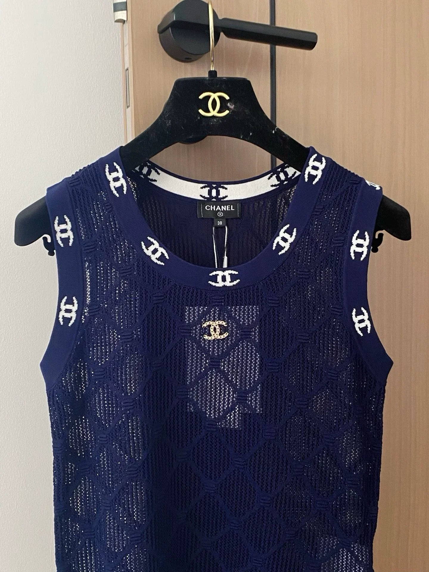 25 new summer knitted vests